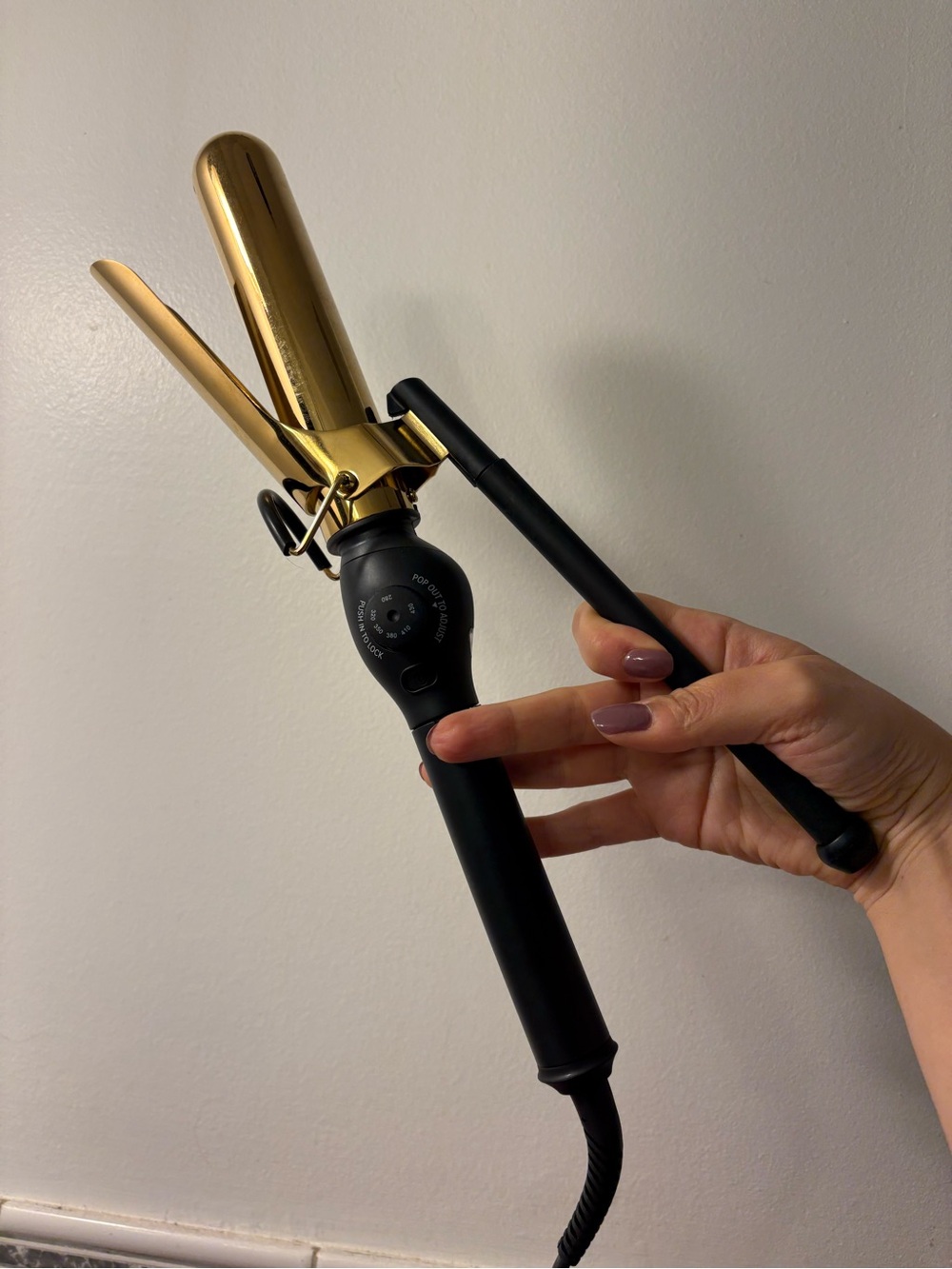 EXPRESS GOLD CURL MARCEL TITANIUM CURLING IRON